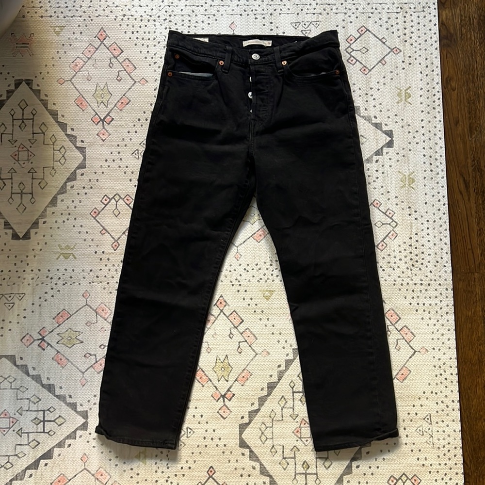 Levi’s wedgie straight 28